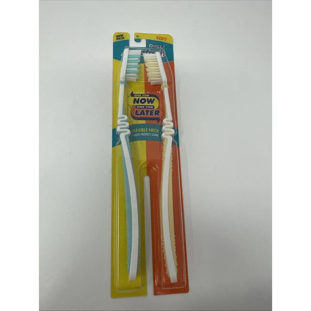 Vintage Aquafresh Flexible Neck Soft Toothbrush #31 2count package 2002 NEW NOS